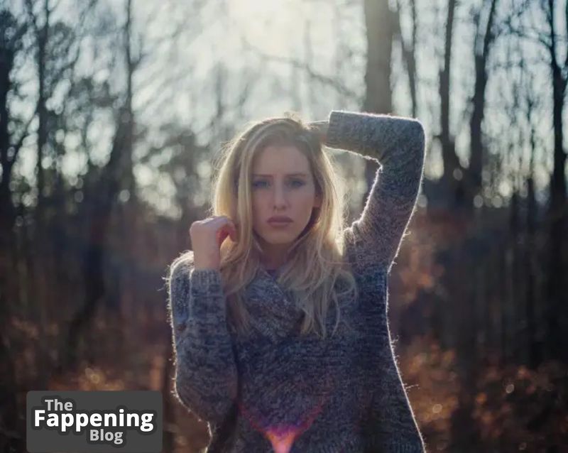 lindsley-register-nude-and-sexy-photo-collection-2099-the-fappening-pics_