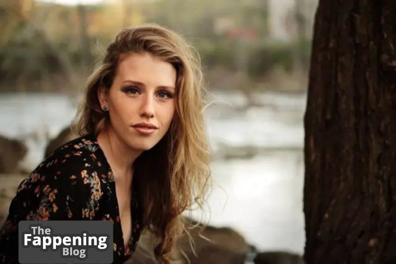 lindsley-register-nude-and-sexy-photo-collection-254-the-fappening-pics_