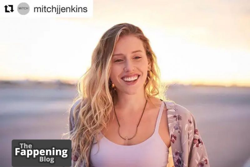 lindsley-register-nude-and-sexy-photo-collection-540-the-fappening-pics_