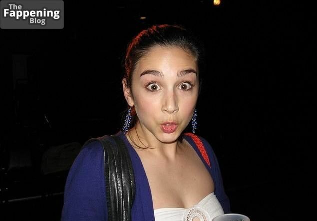 molly-ephraim-leaked-488045-the-fappening-pics_-e1734322822803