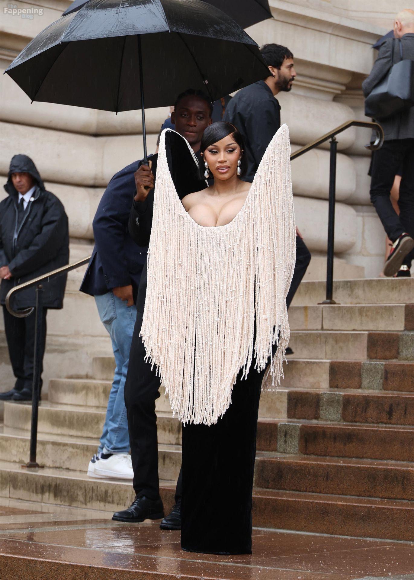 cardi-b-sexy-124-the-fappening-pics_