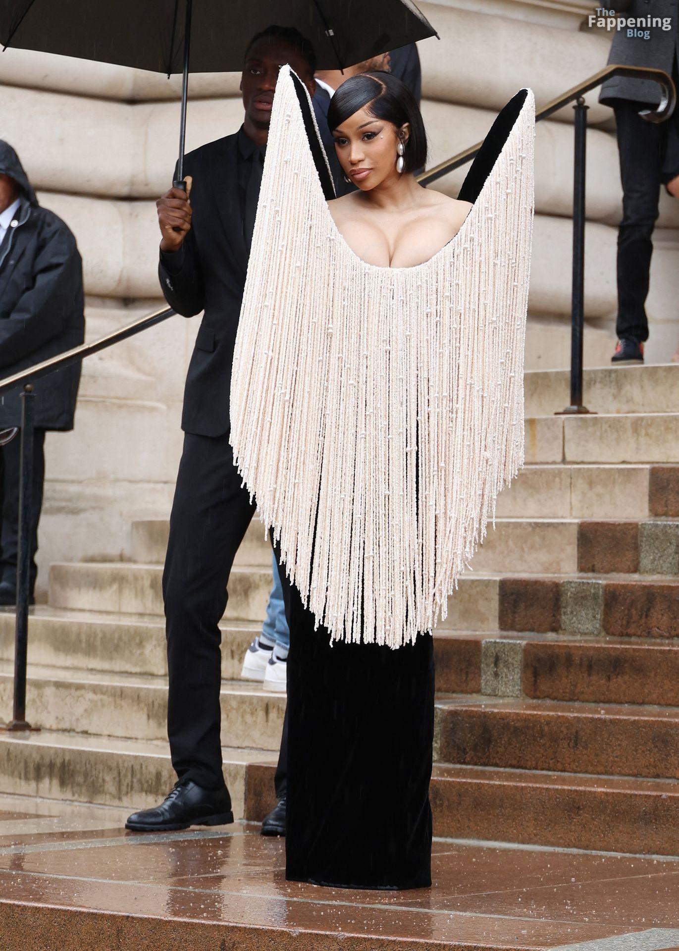 cardi-b-sexy-127-the-fappening-pics_