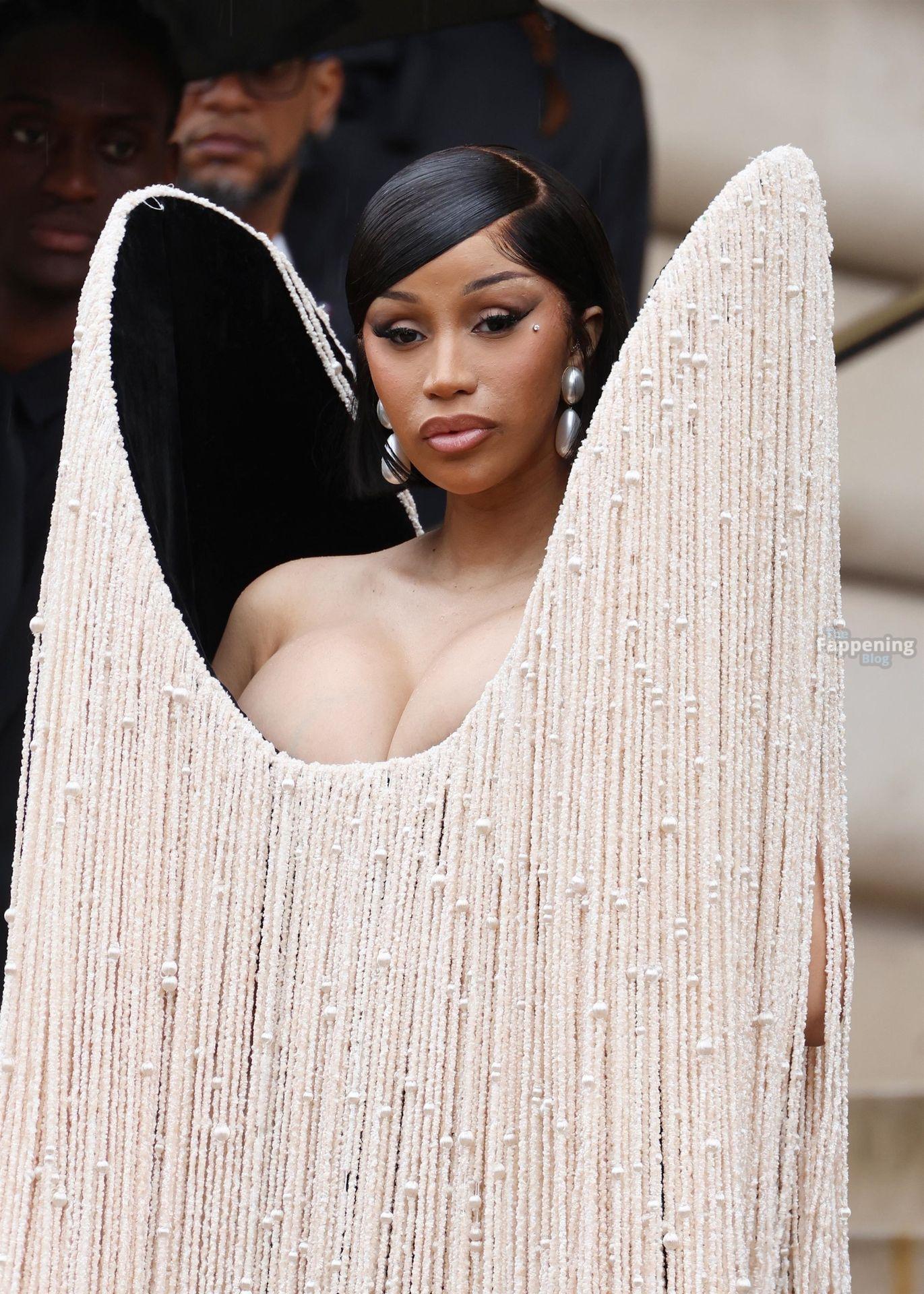 cardi-b-sexy-129-the-fappening-pics_