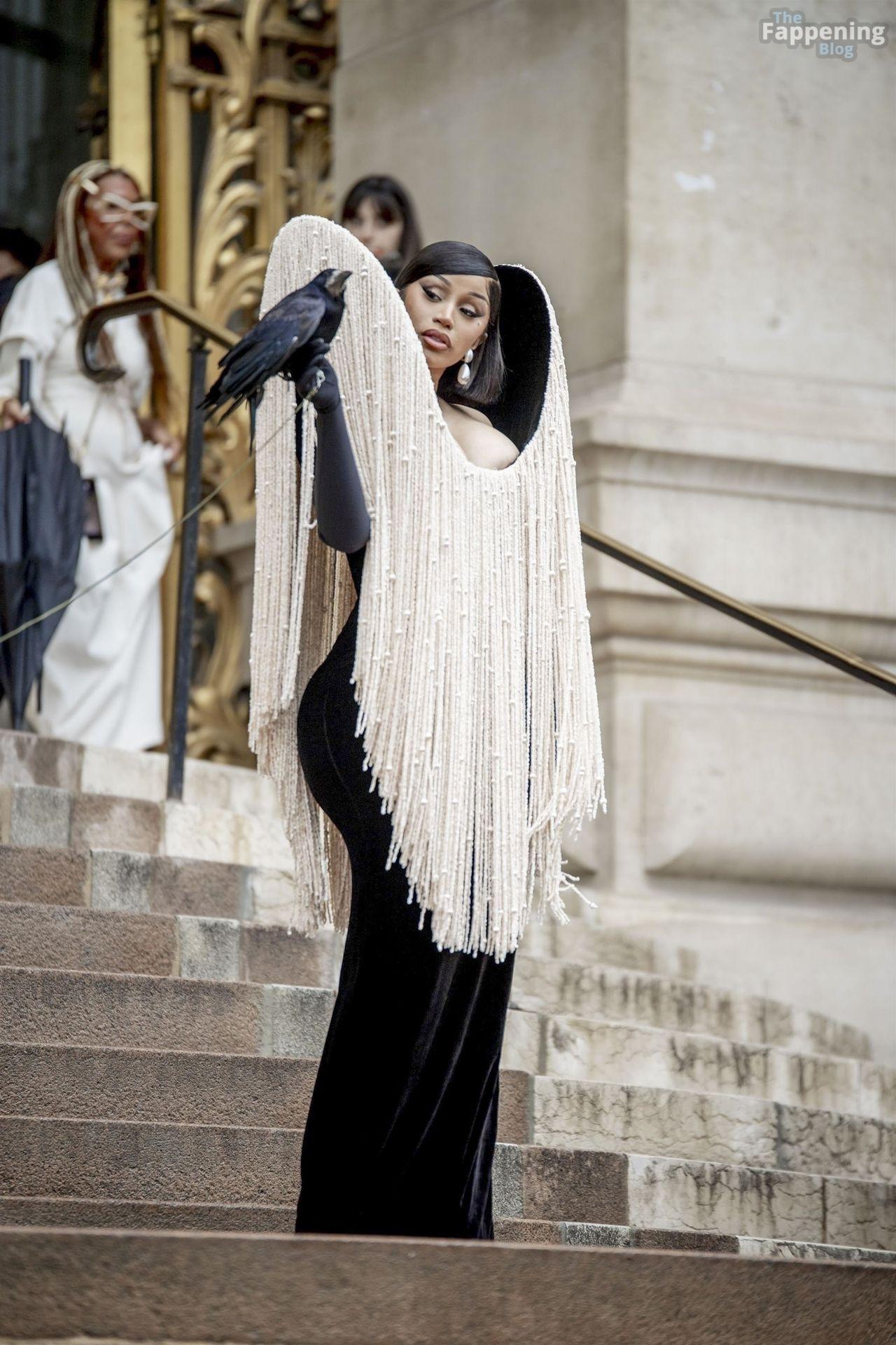 cardi-b-sexy-145-the-fappening-pics_