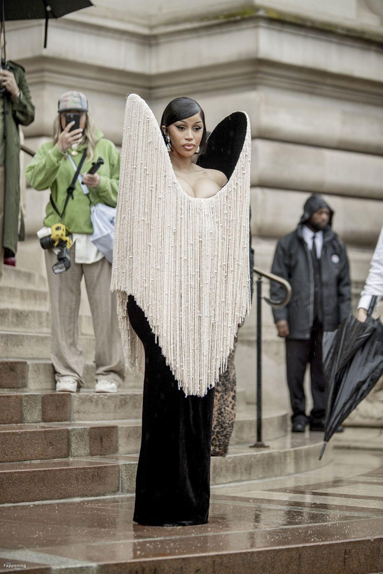 cardi-b-sexy-148-the-fappening-pics_