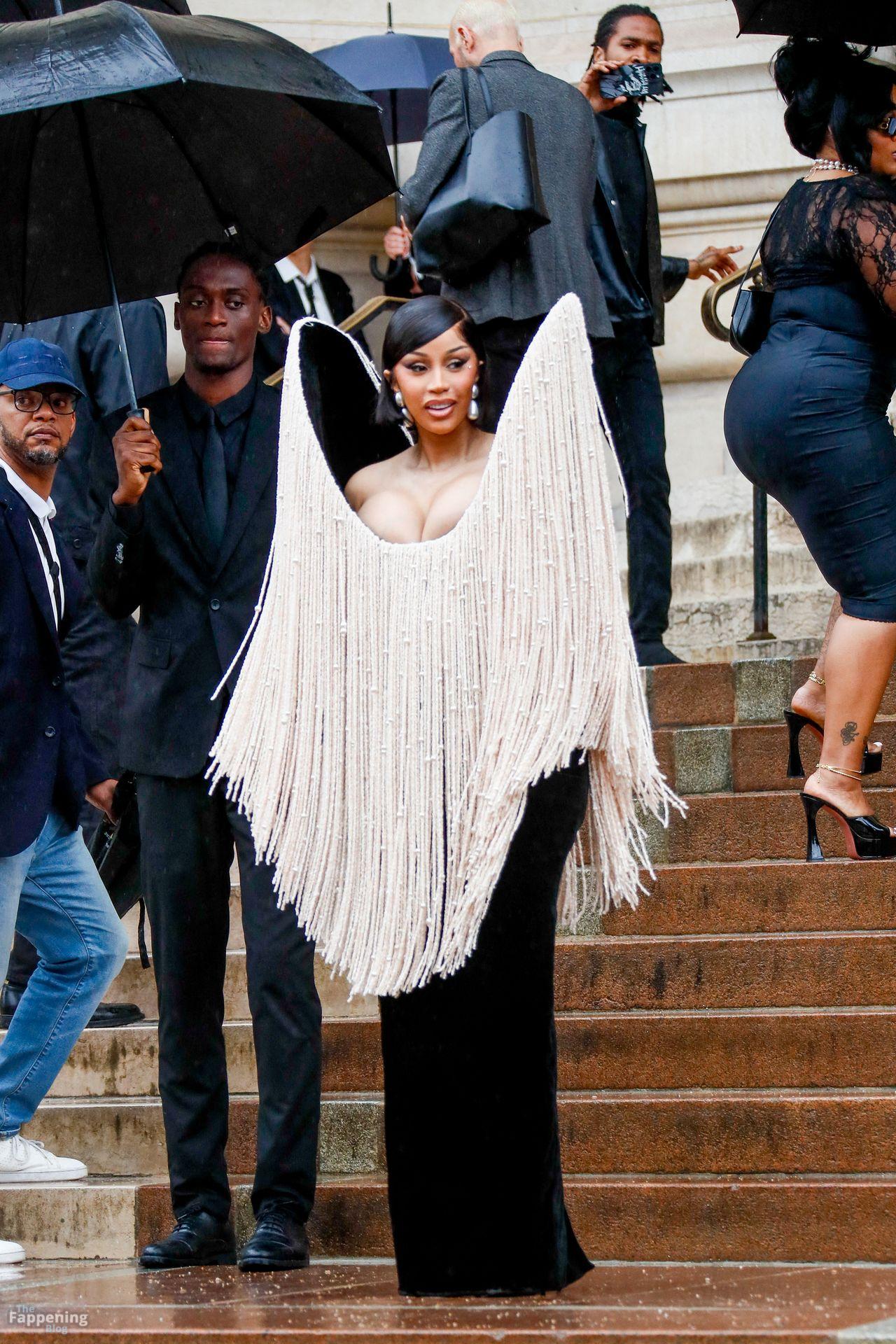 cardi-b-sexy-16-the-fappening-pics_-1