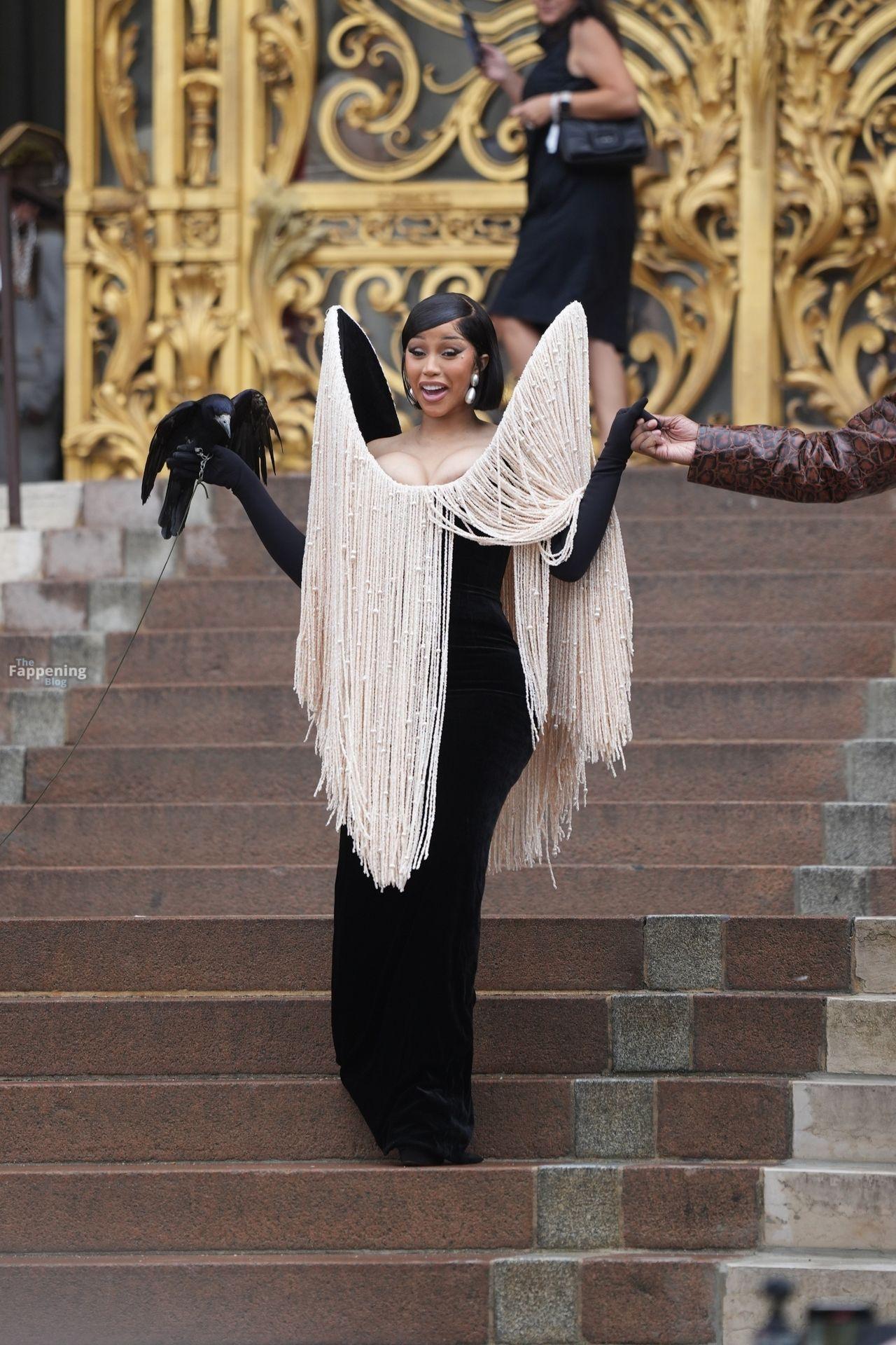 cardi-b-sexy-60-the-fappening-pics_-1