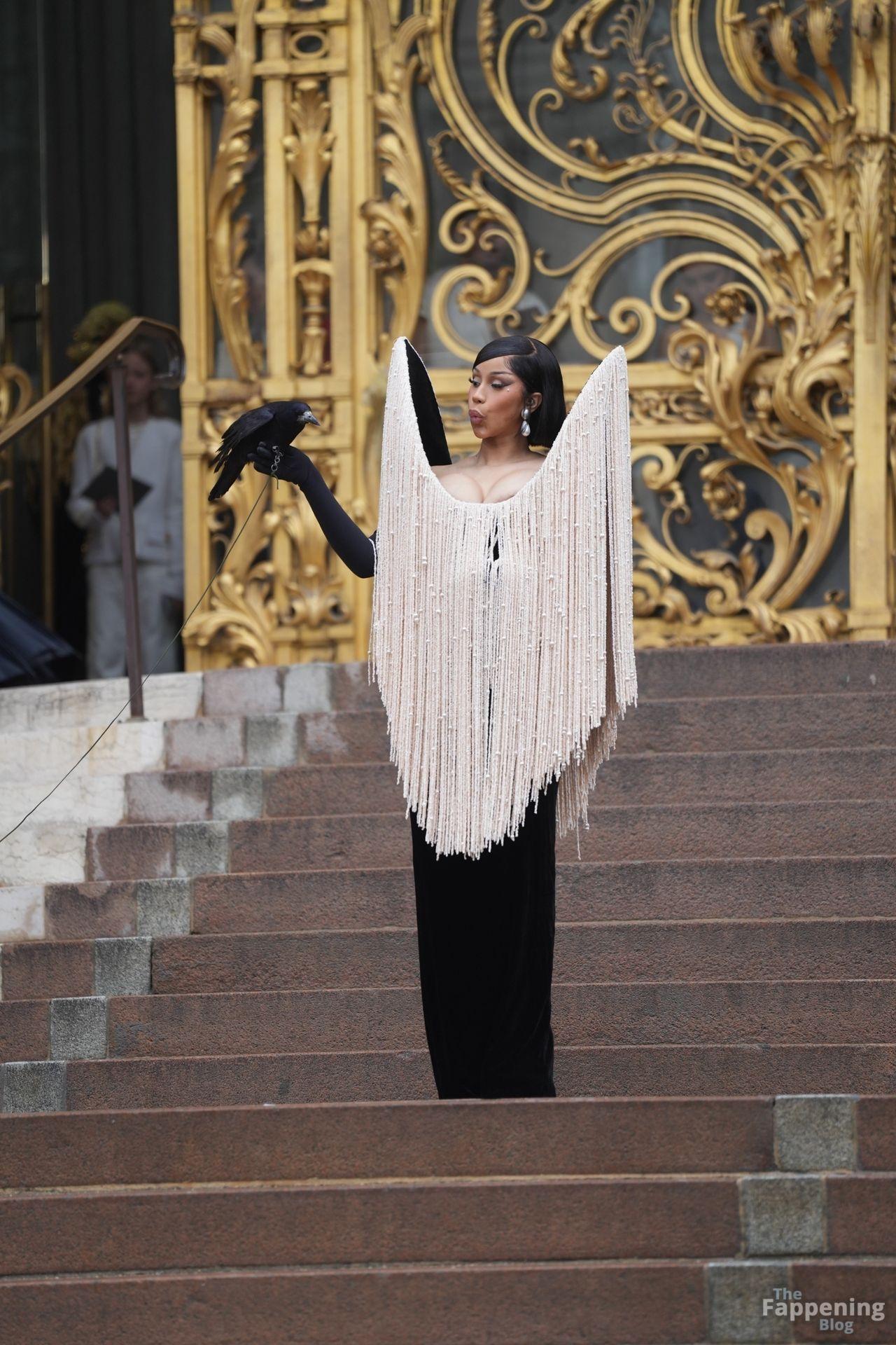 cardi-b-sexy-63-the-fappening-pics_-1