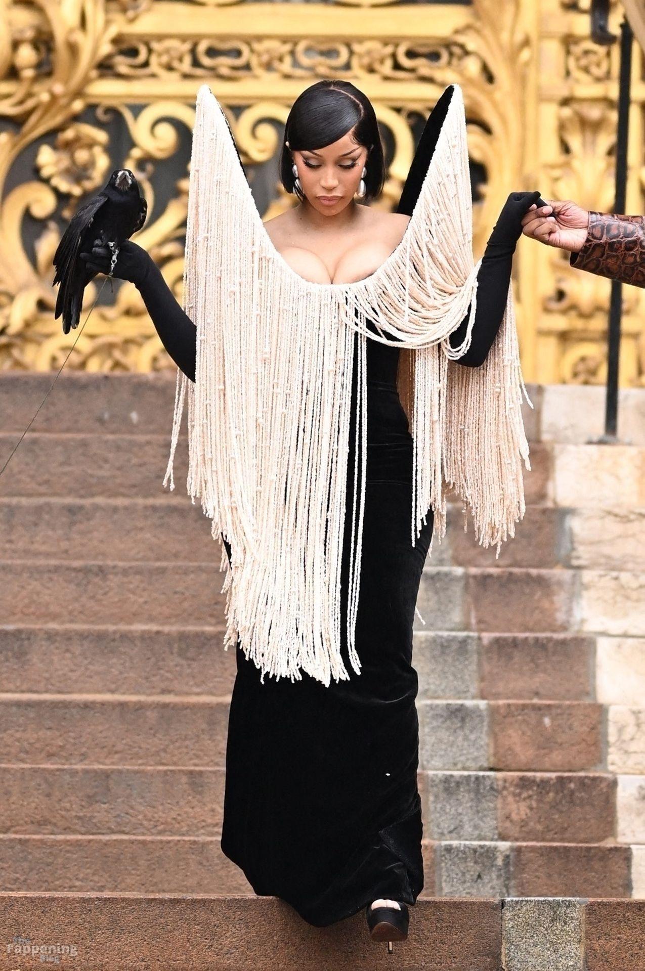 cardi-b-sexy-69-the-fappening-pics_-1