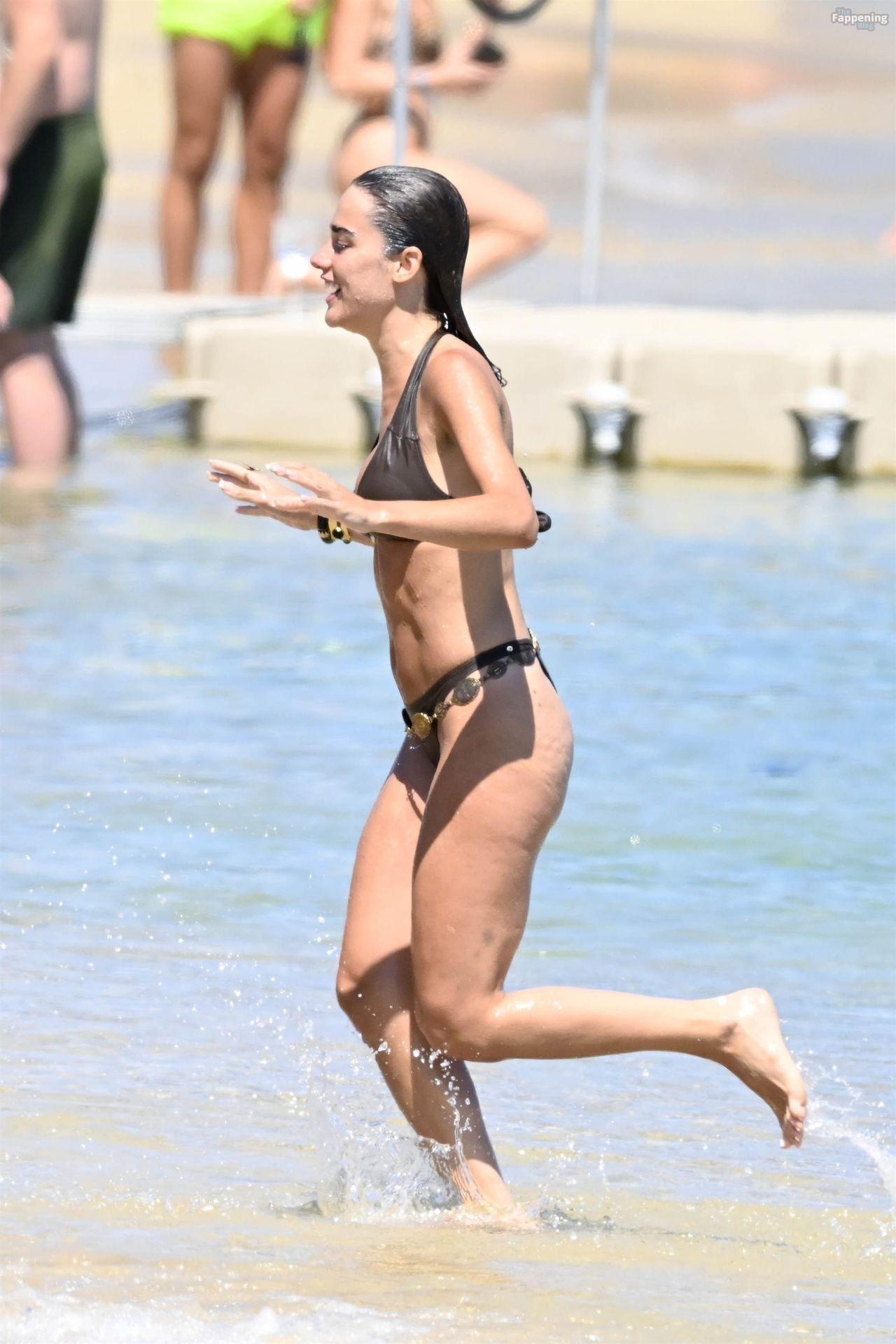 clara-soccini-sexy-20-the-fappening-pics_