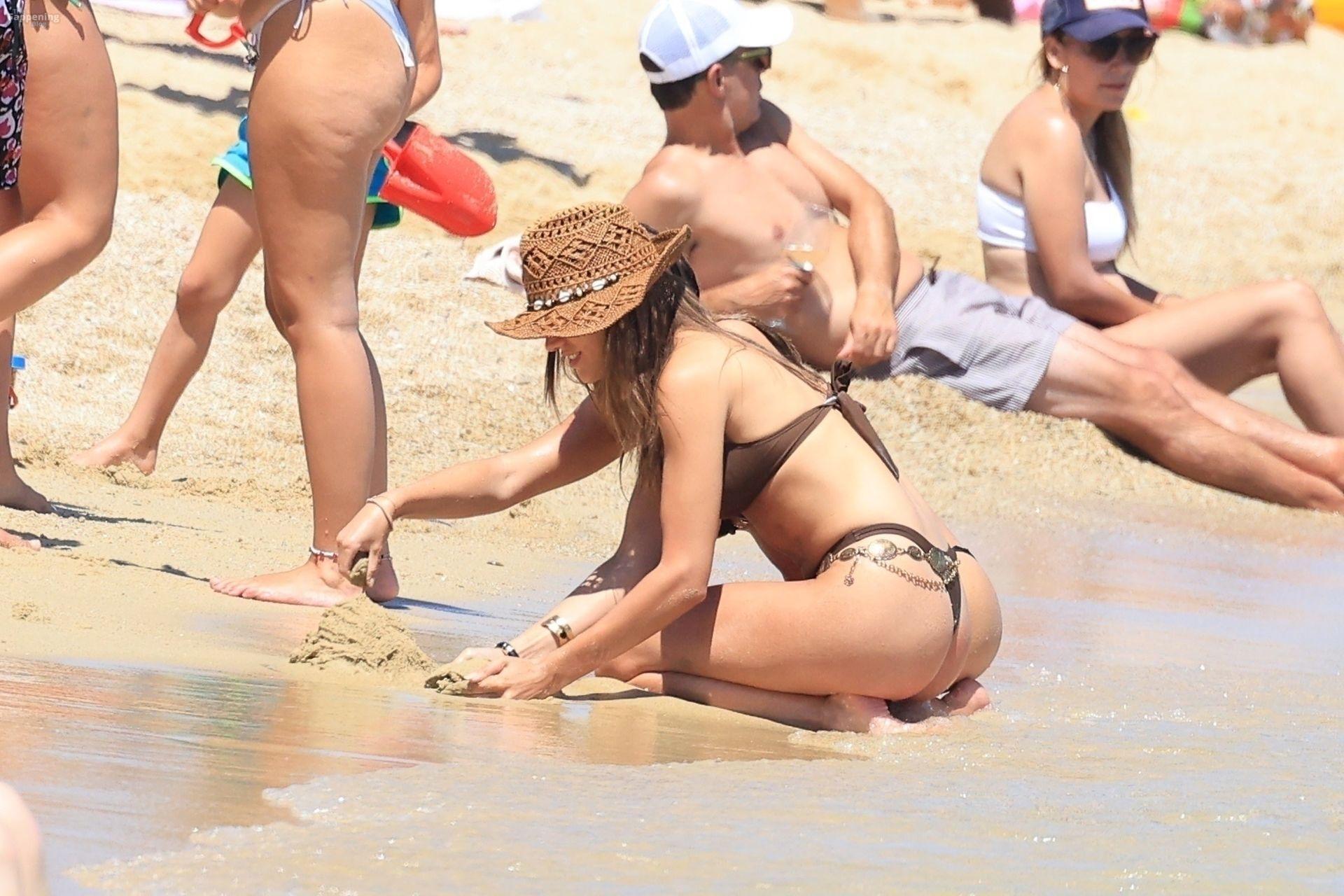 clara-soccini-sexy-27-the-fappening-pics_