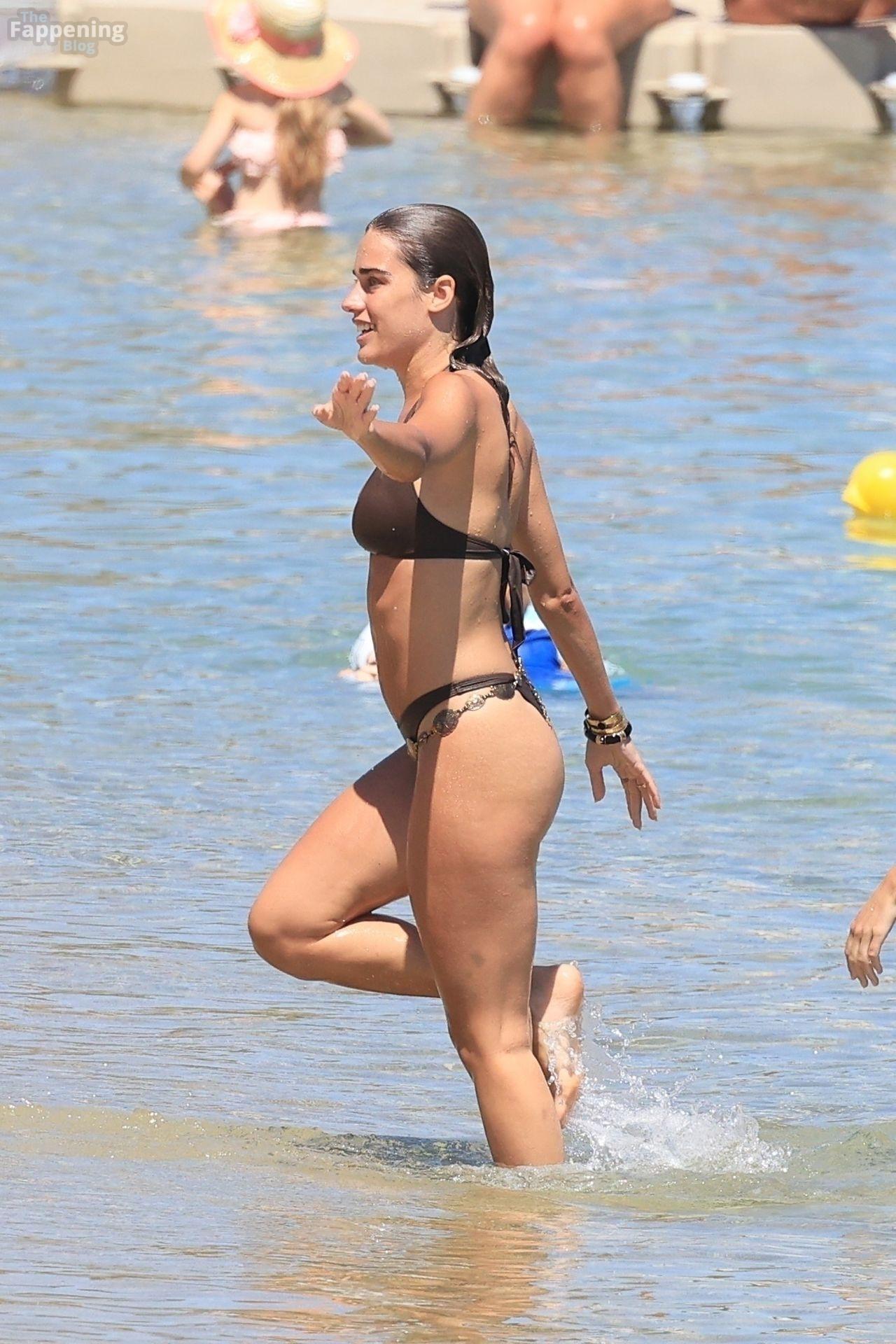 clara-soccini-sexy-42-the-fappening-pics_