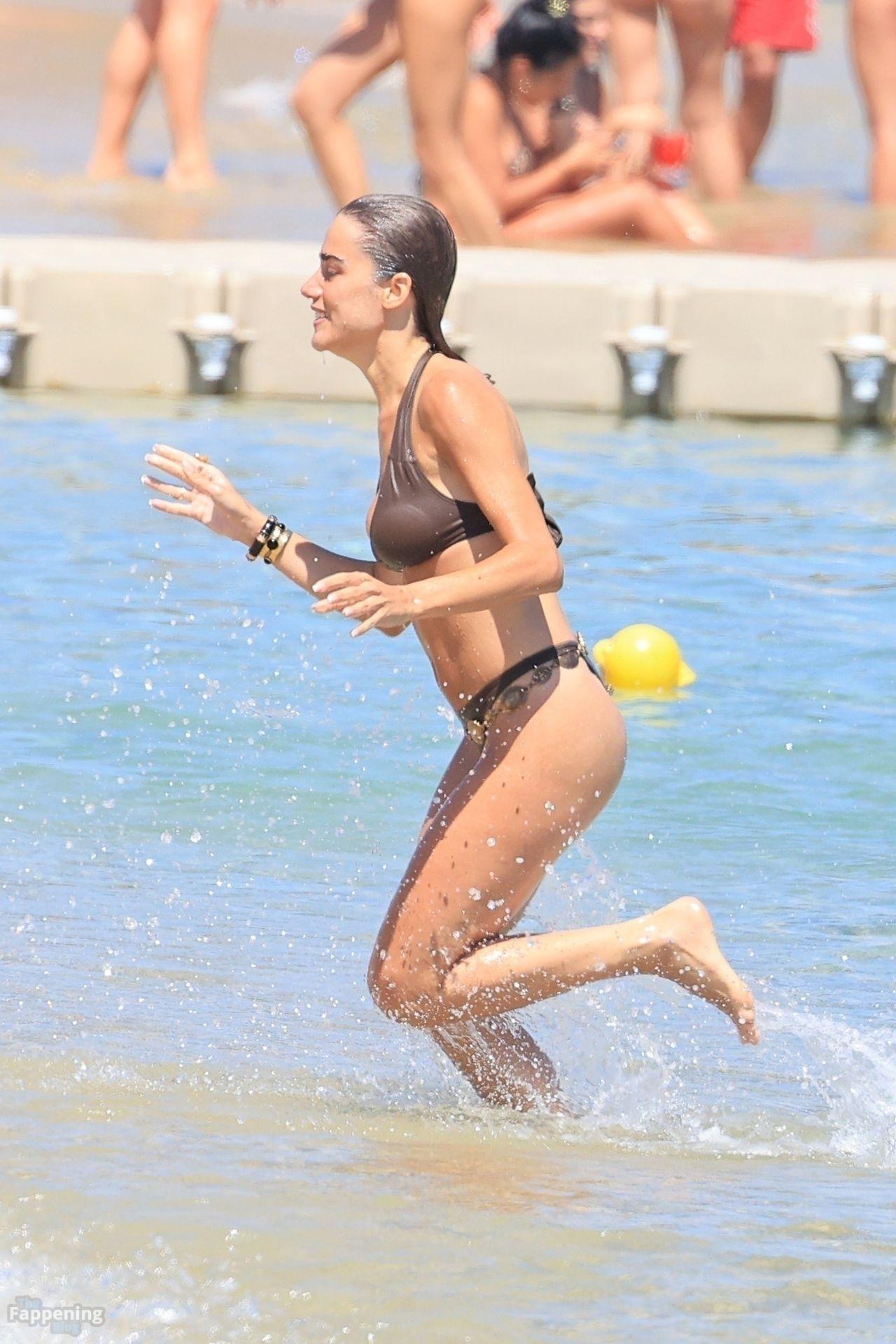 clara-soccini-sexy-55-the-fappening-pics_