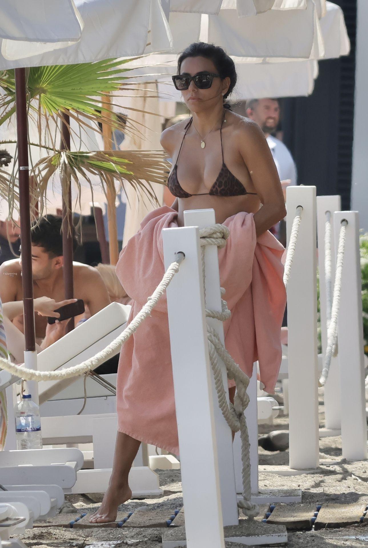 eva-longoria-sexy-69-the-fappening-pics