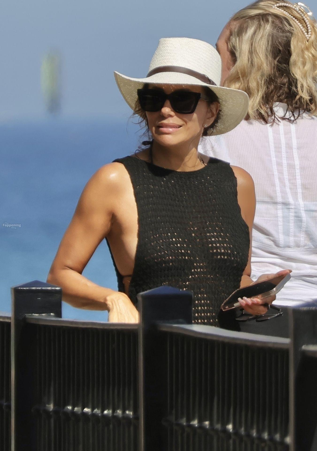 eva-longoria-sexy-80-the-fappening-pics