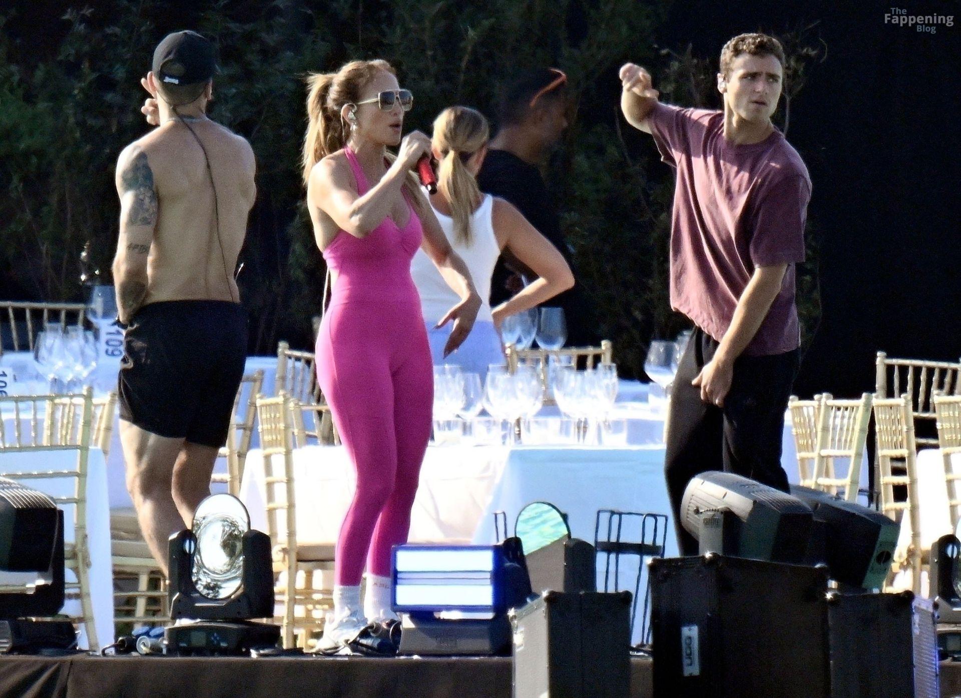 jlo-hot-121-the-fappening-pics_