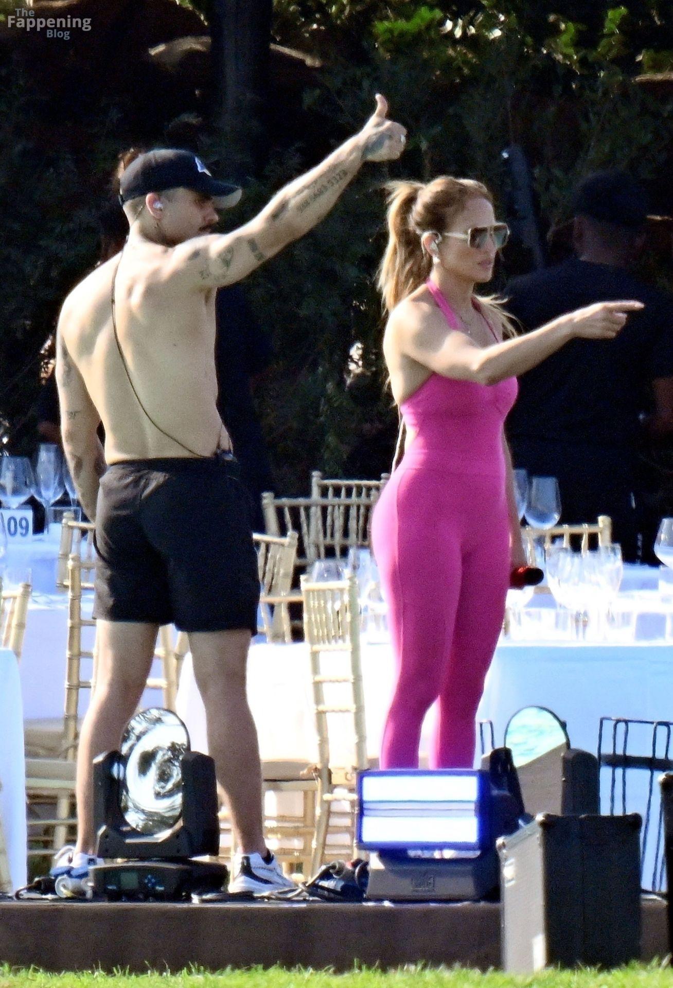 jlo-hot-33-the-fappening-pics_