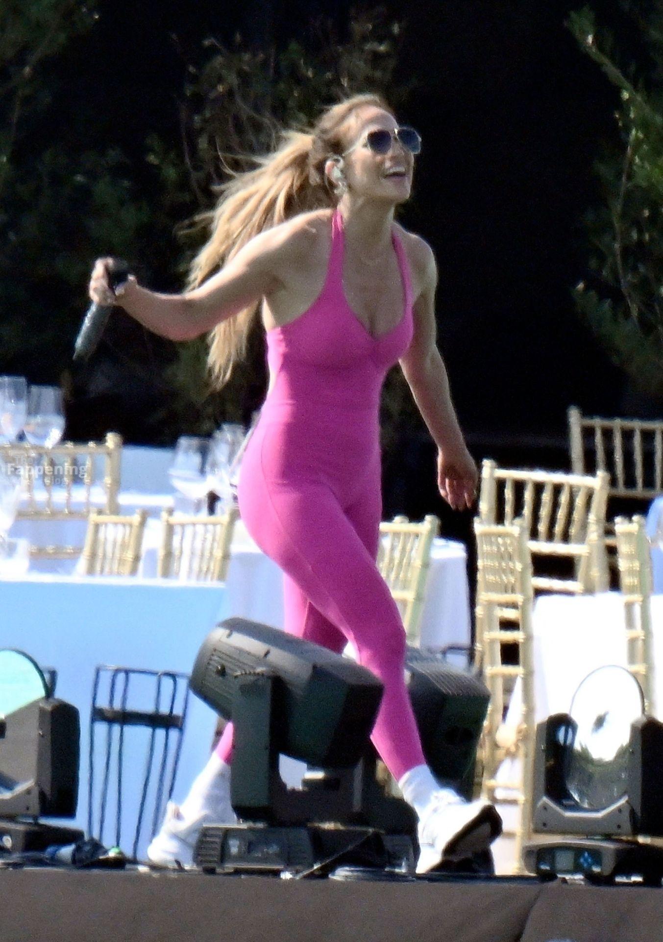 jlo-hot-53-the-fappening-pics_