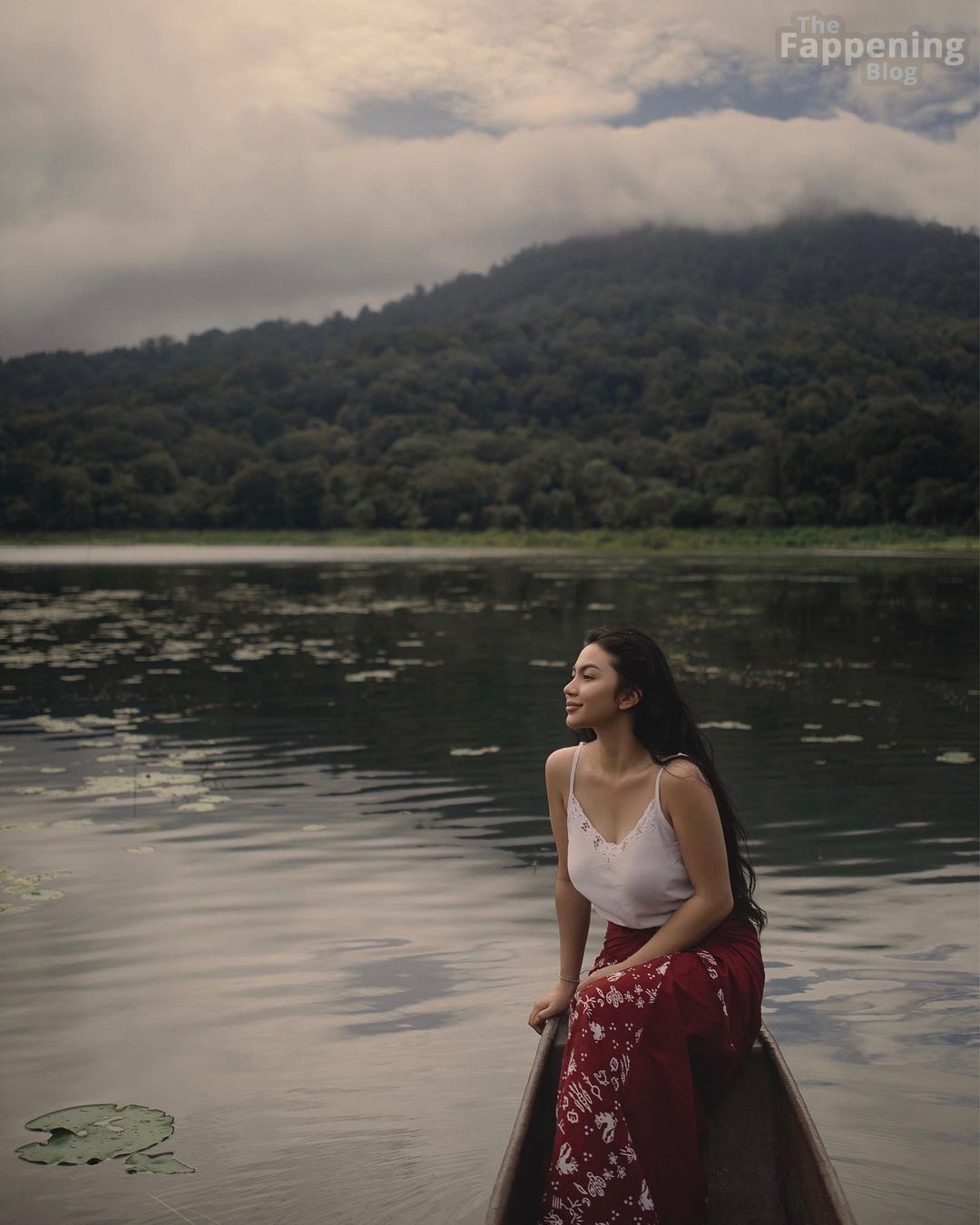 0820195655128_08_ariel-tatum15-the-fappening-pics_