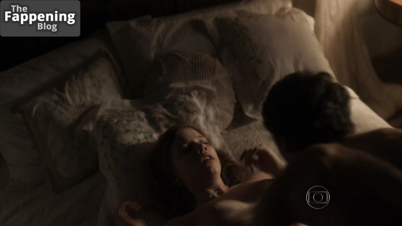 alice-wegmann-ligacoes-perigosas-567607-the-fappening-pics_