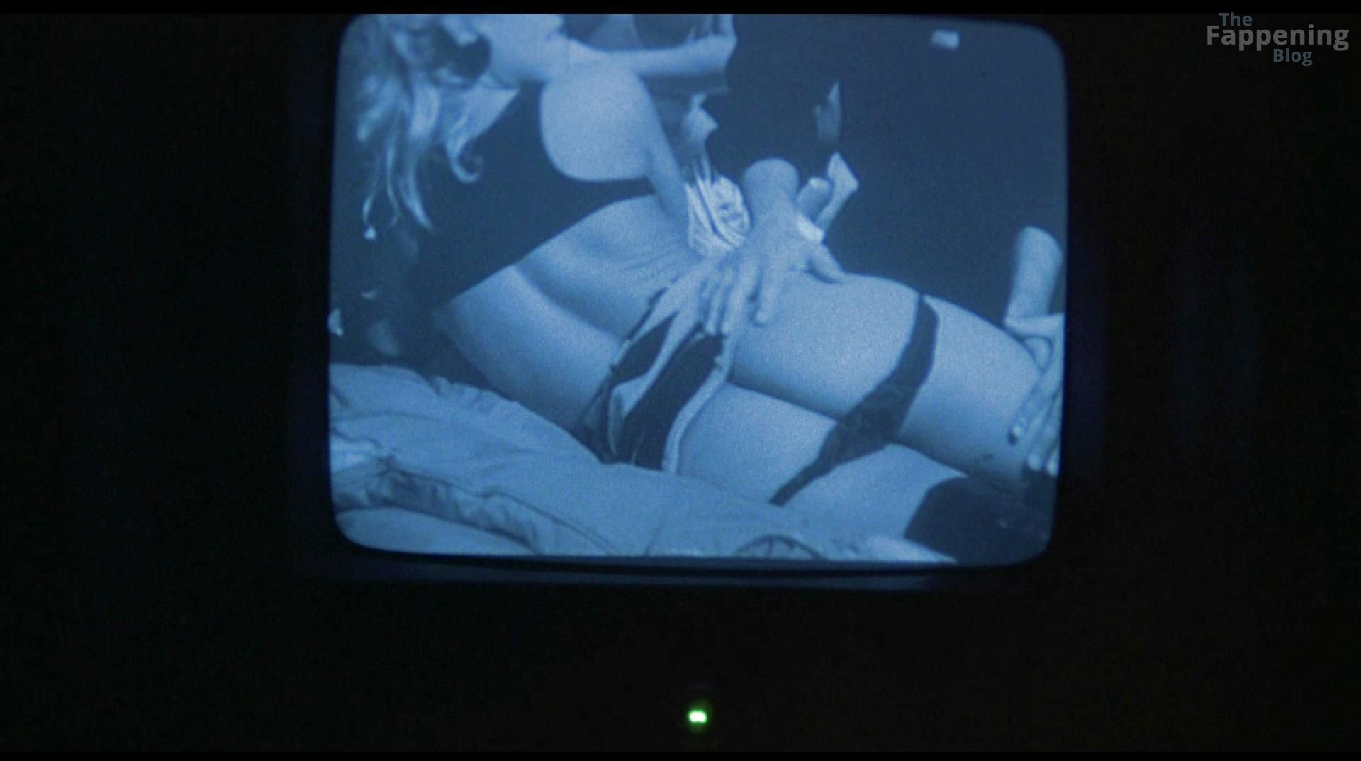 amber-lynn-nude-15-the-fappening-pics_