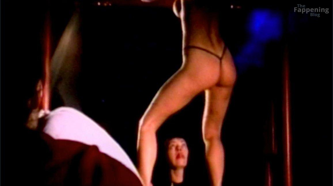 amber-newman-nude-sexy-53-the-fappening-pics