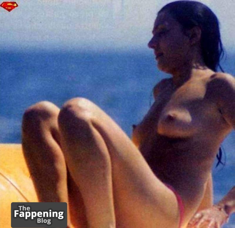 ambra-angiolini-nude-sexy-collection-31-the-fappening-pics