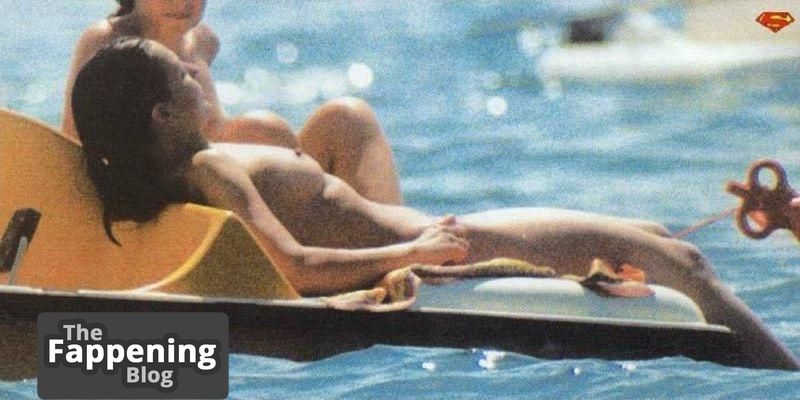 ambra-angiolini-nude-sexy-collection-47-the-fappening-pics