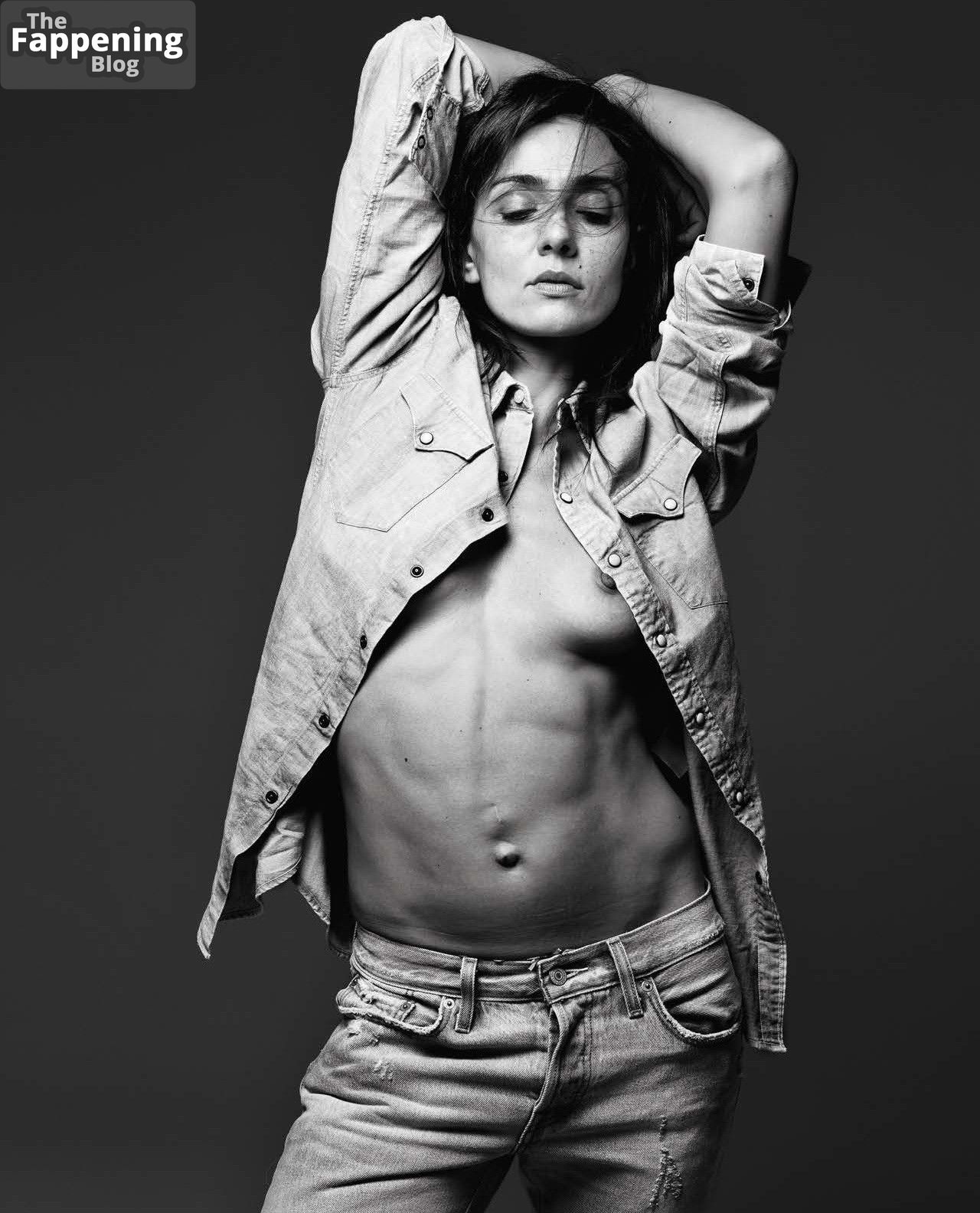 ambra-angiolini-nudo-91694-the-fappening-pics_