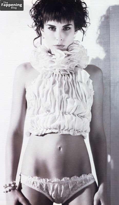 ana-serradilla-body-72257-the-fappening-pics_