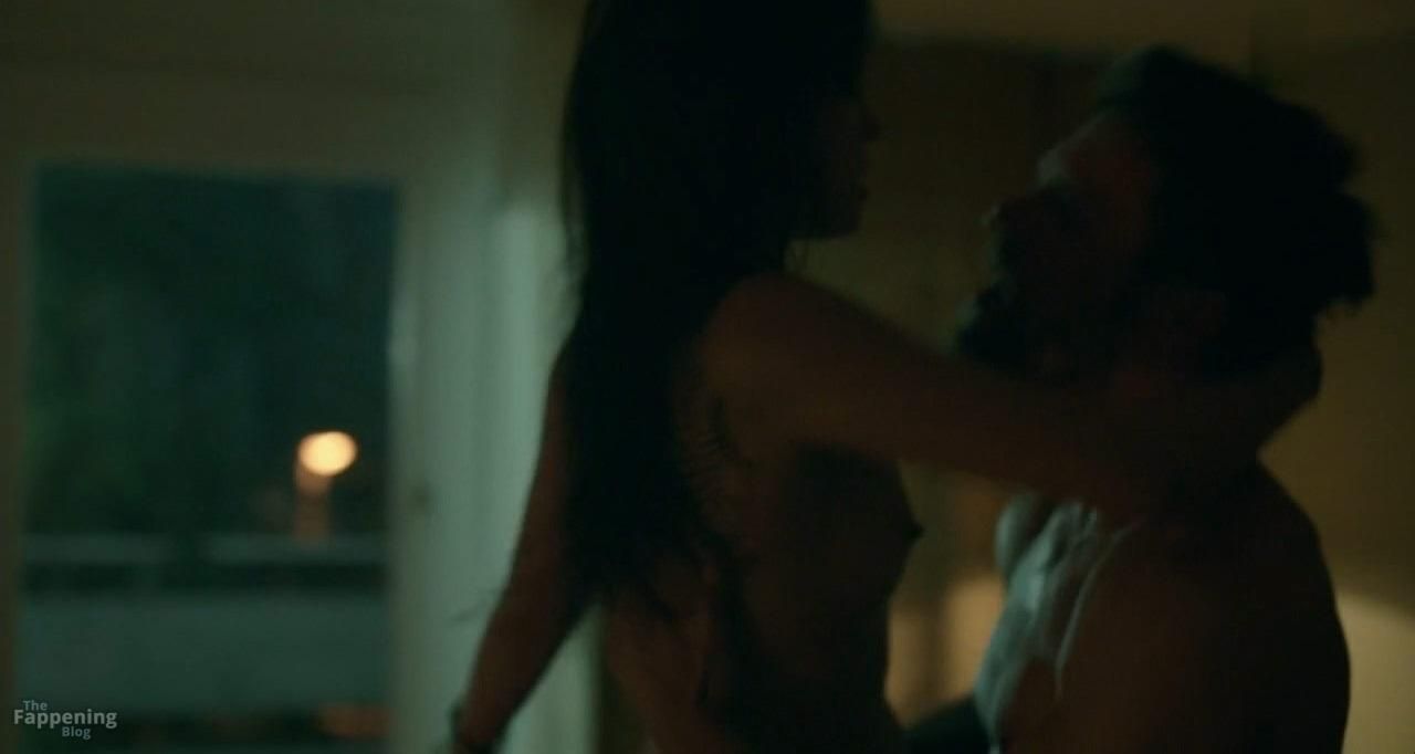 aylin-tezel-5813-the-fappening-pics_