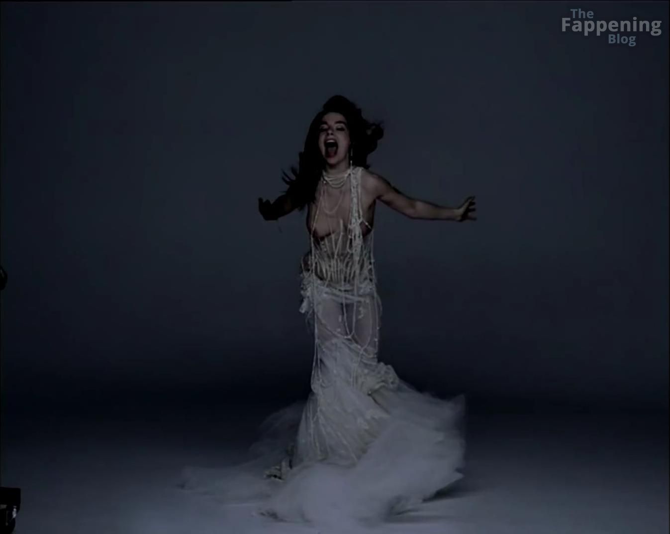 bjoerk-nude-9-the-fappening-pics