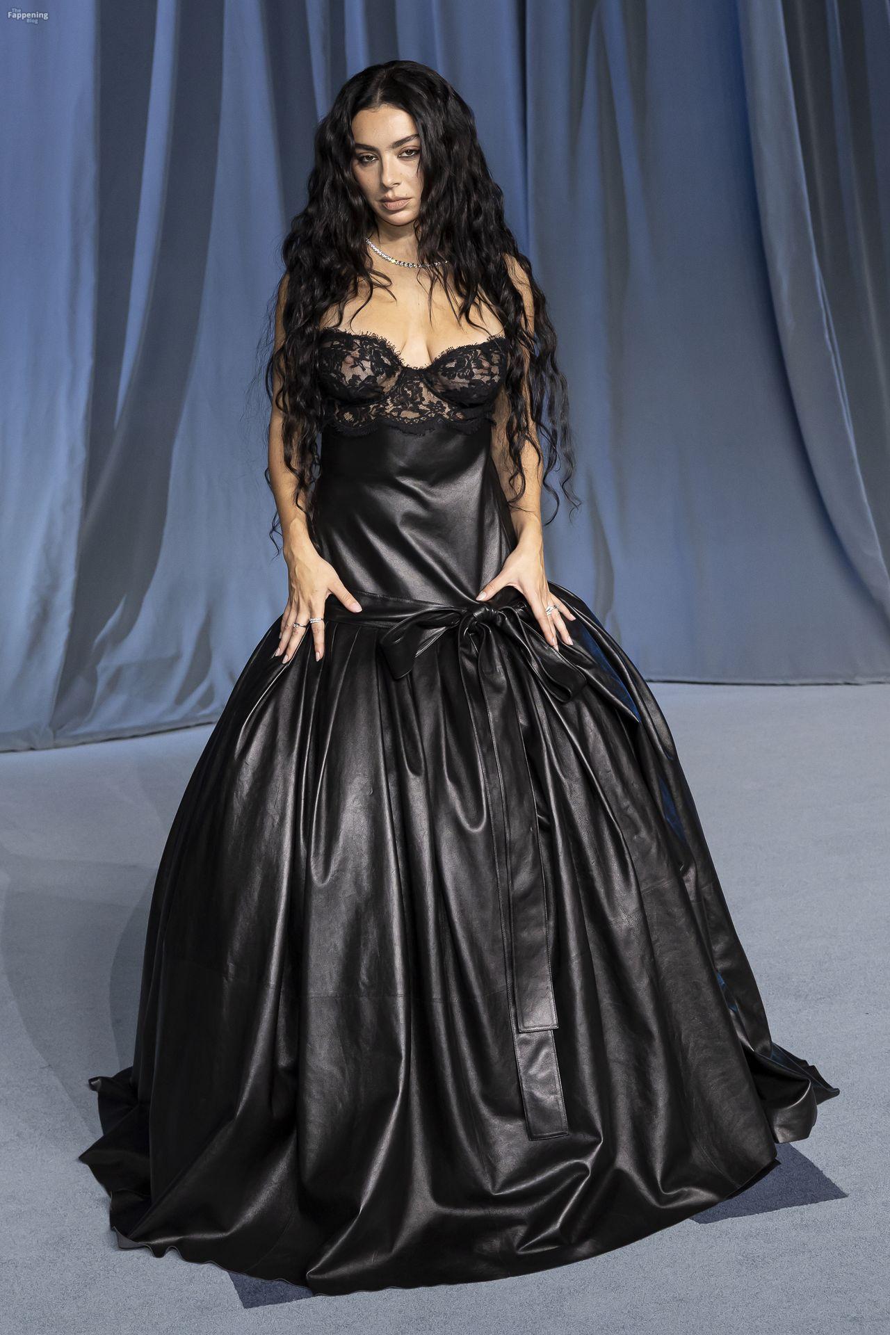 charli-xcx-4-the-fappening-pics_