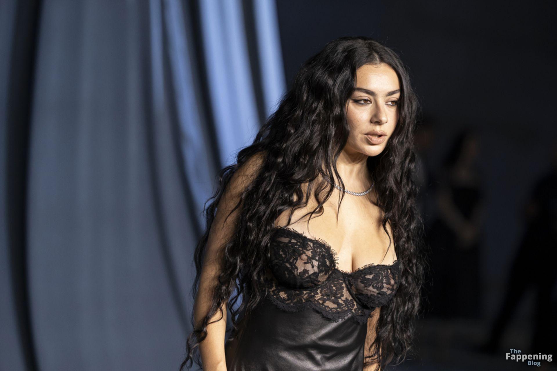 charli-xcx-6-the-fappening-pics_