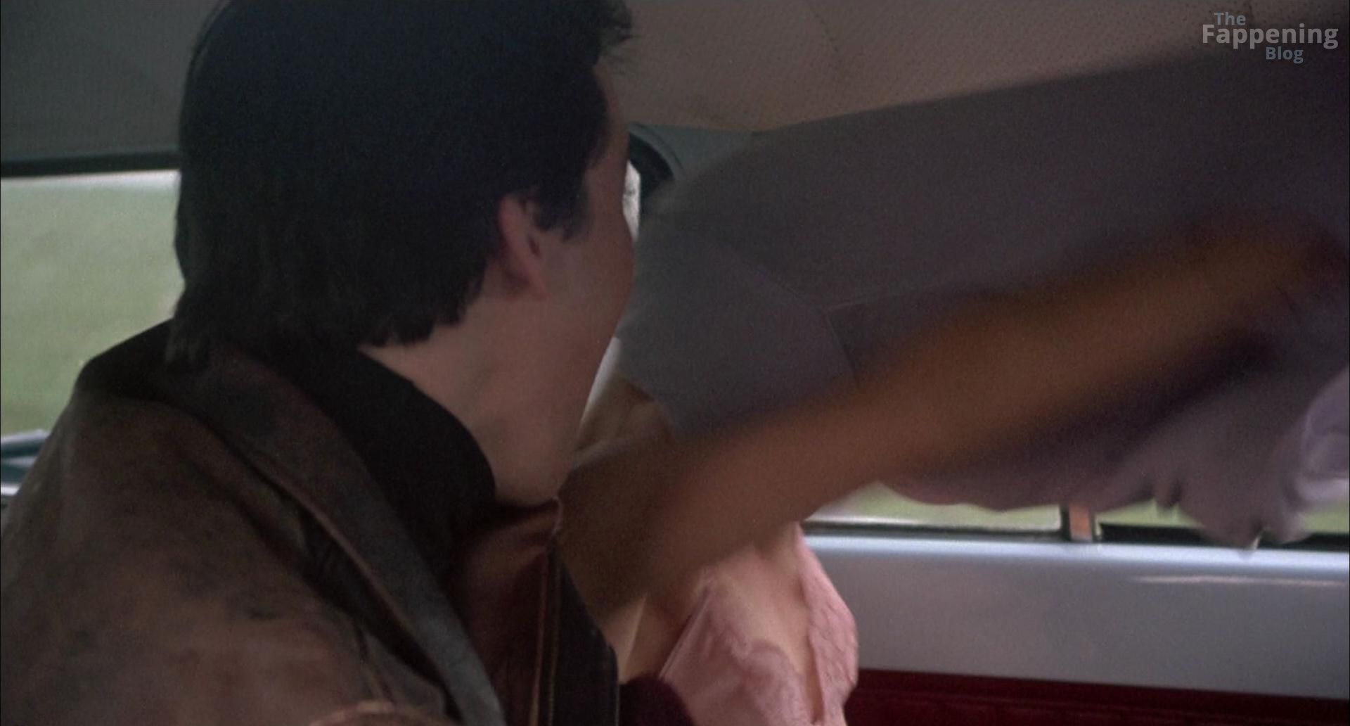 daphne-zuniga-nude-sexy-12-the-fappening-pics