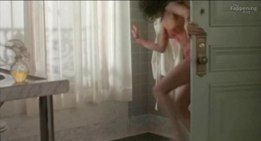 daphne-zuniga-nude-sexy-15-the-fappening-pics