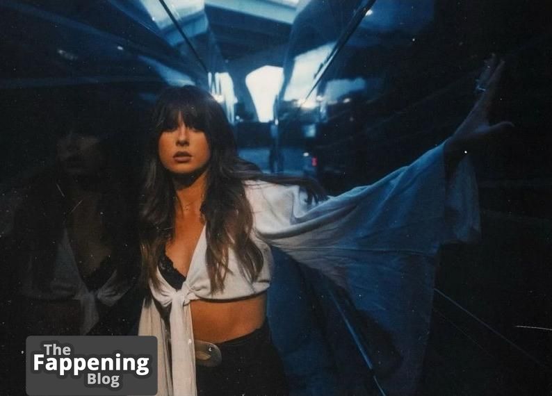 ella-langley-24-the-fappening-pics