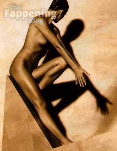 elle-macpherson-497-the-fappening-pics_