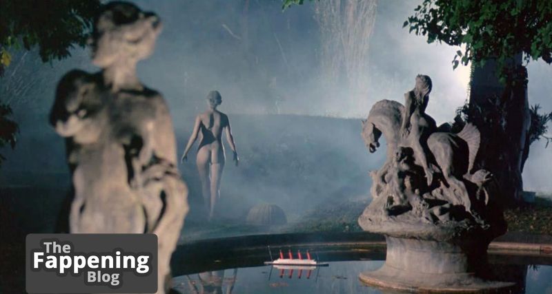 elle-macpherson-nude-sexy-31-the-fappening-pics