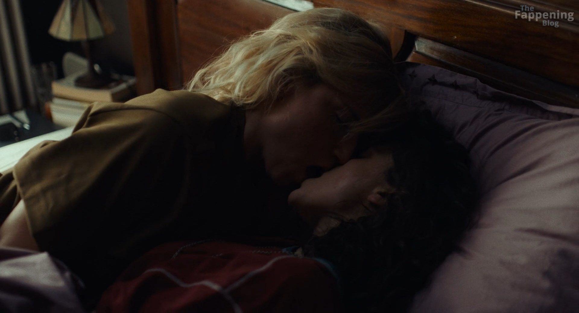 ellie-kendrick-sexy-6-the-fappening-pics