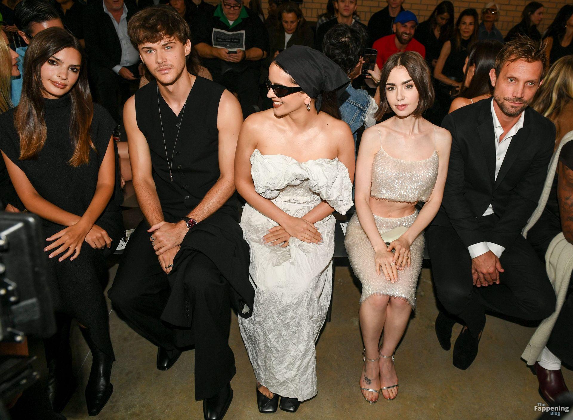 emily-ratajkowski-sexy-boobs-35-the-fappening-pics