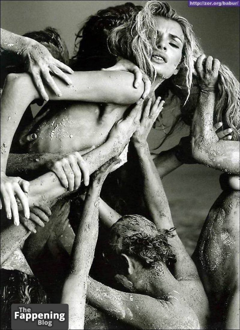 esther-canadas-nude-sexy-25-the-fappening-pics