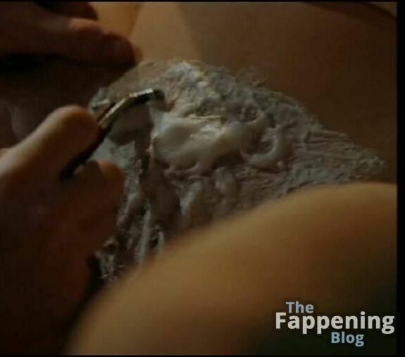 francesca-neri-sex-scene-83865-the-fappening-pics_-e1761238330625