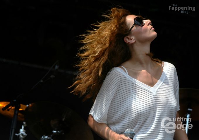 isabelle-adam-nude-sexy-12-the-fappening-pics