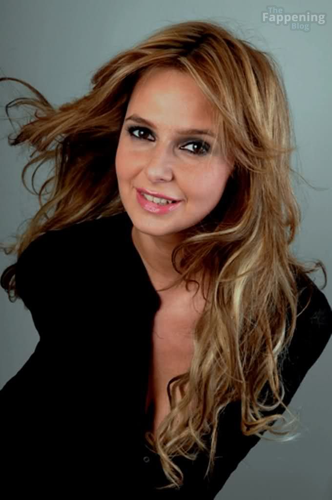 isabelle-adam-nude-sexy-4-the-fappening-pics