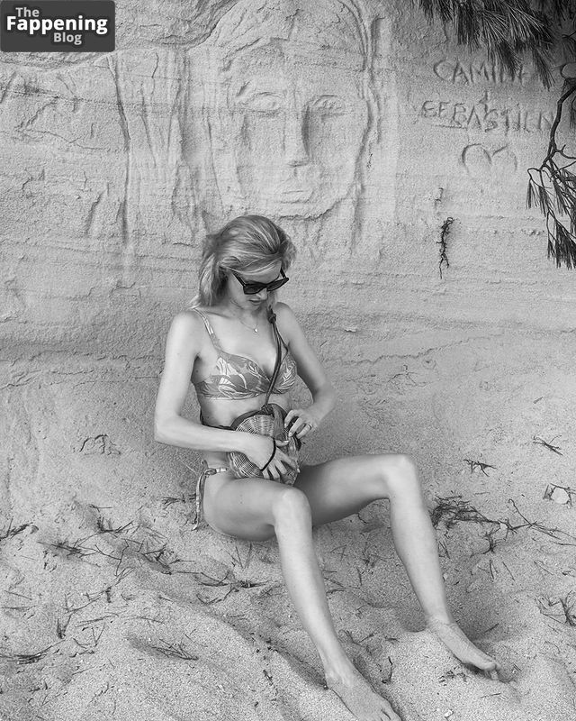 janna-ensthaler-onlyfans-27188-the-fappening-pics_