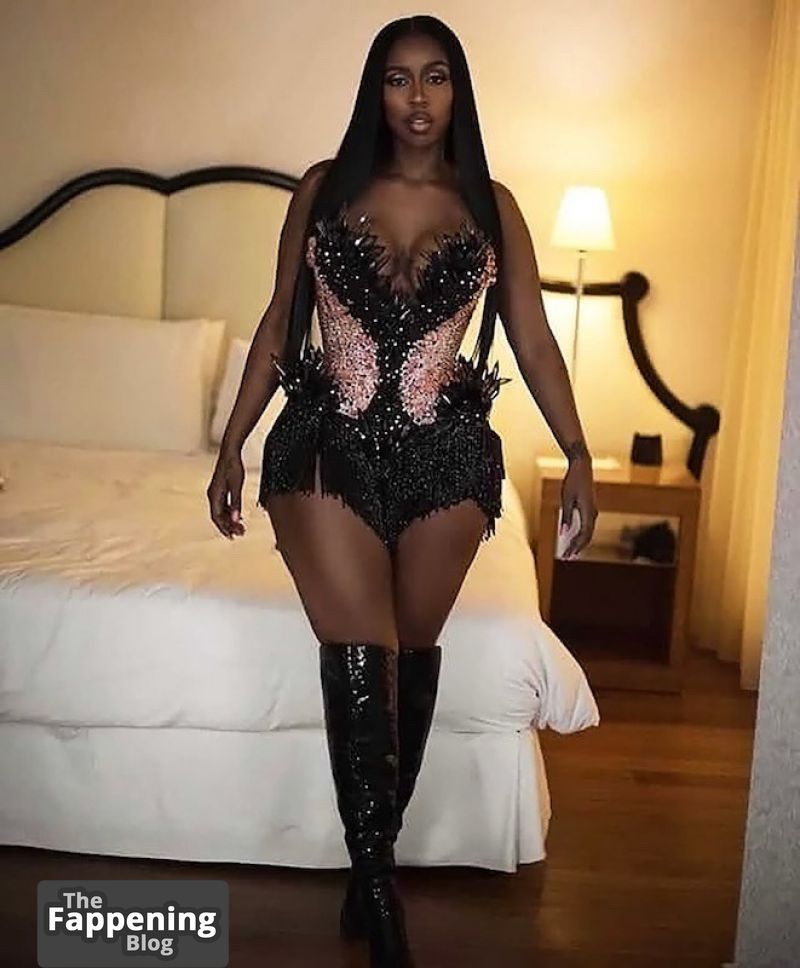 kash-doll-nude-and-sexy-photo-collection-29-the-fappening-pics