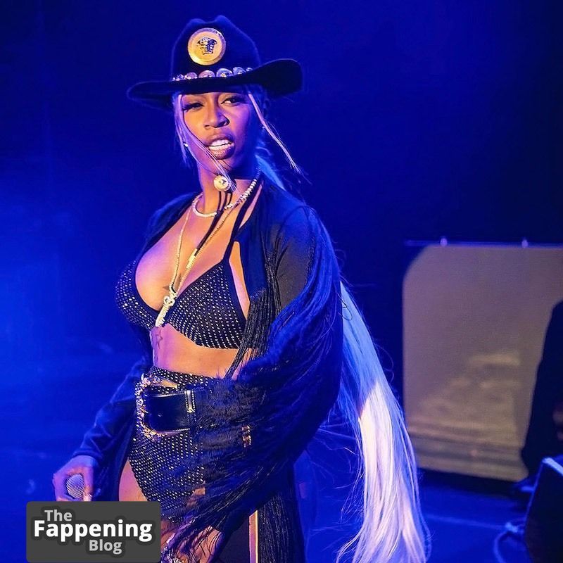 kash-doll-nude-and-sexy-photo-collection-52-the-fappening-pics