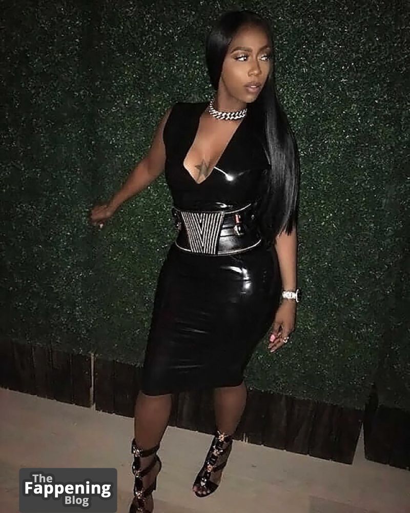 kash-doll-nude-and-sexy-photo-collection-8-the-fappening-pics