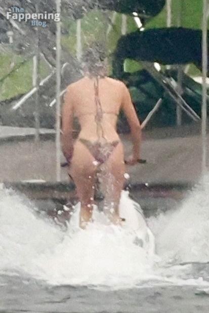 kendall-jenner-sexy-11-the-fappening-pics_